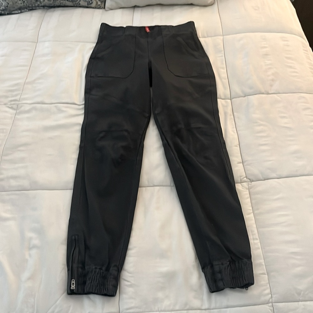 Dark grey, never worn spanx joggers.